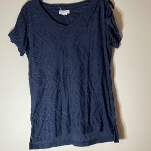 Peace & Pearls textured V-neck T-shirt top Chenille cold shoulder blue small
